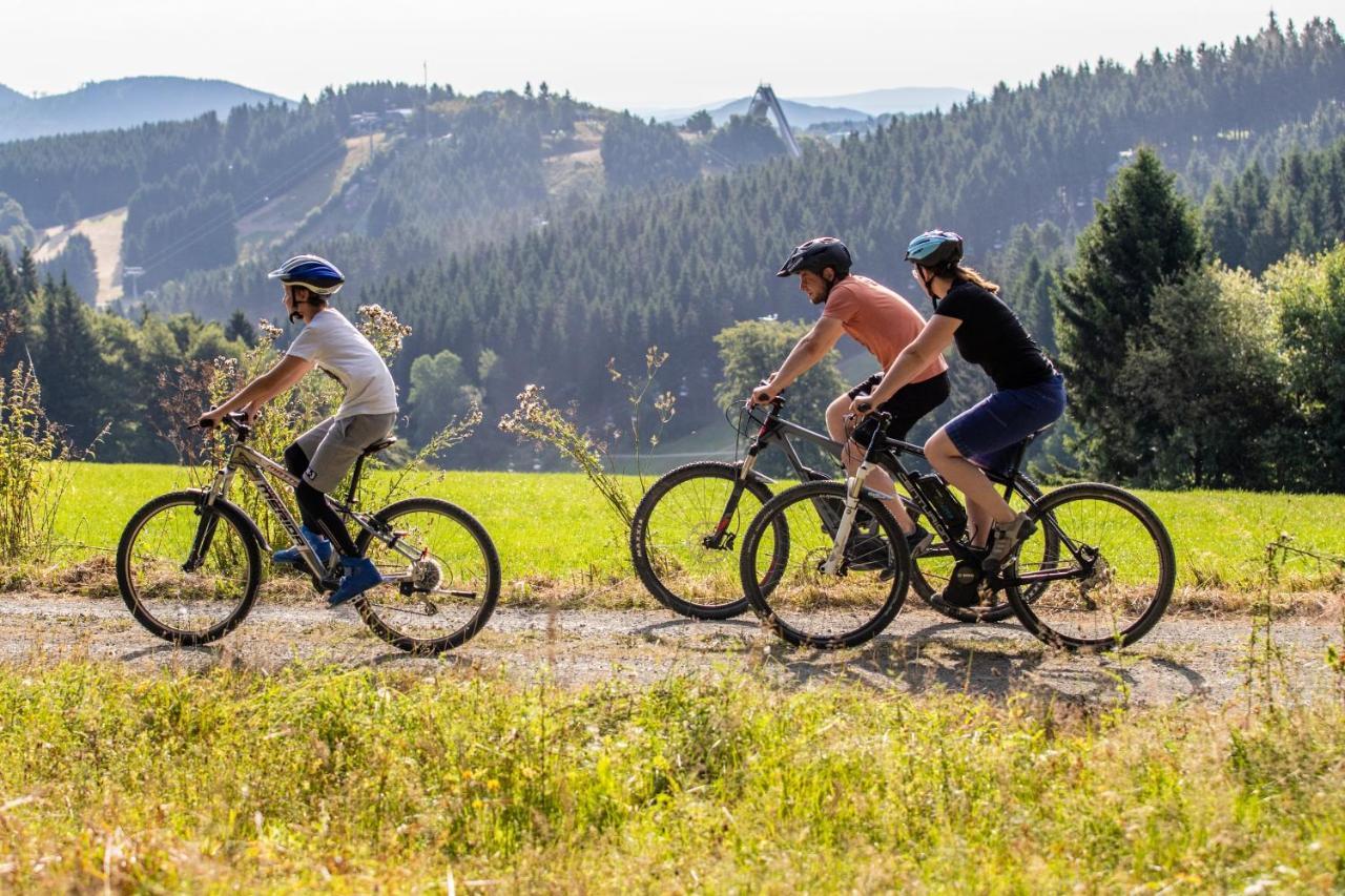 Bike & Ski Kappe, Am Bikepark, Skilift Winterberg Esterno foto